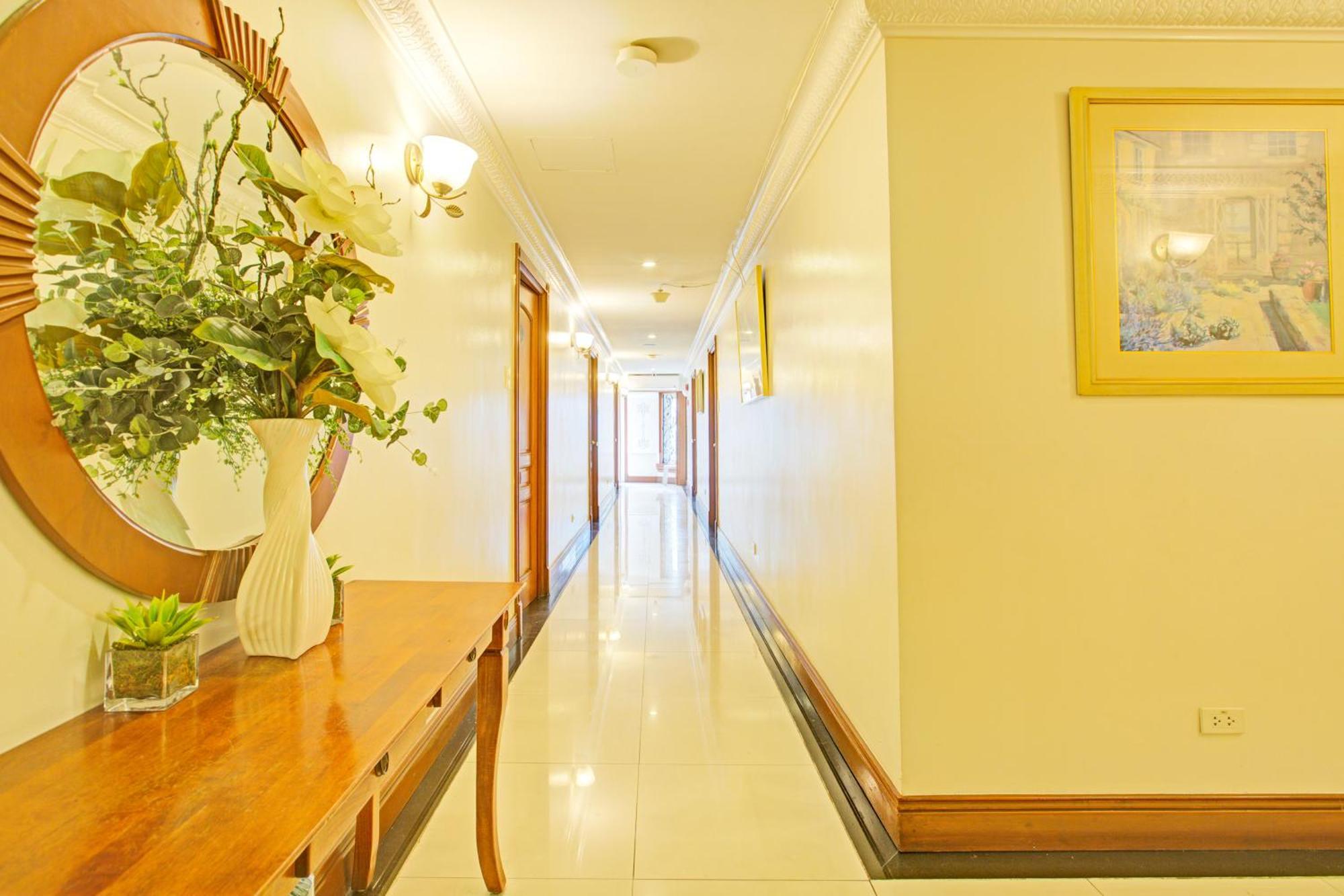 Townhouse Oak Vip Suites, Near Pnr Pasay Evangelista, Makati Manila Makati City Buitenkant foto